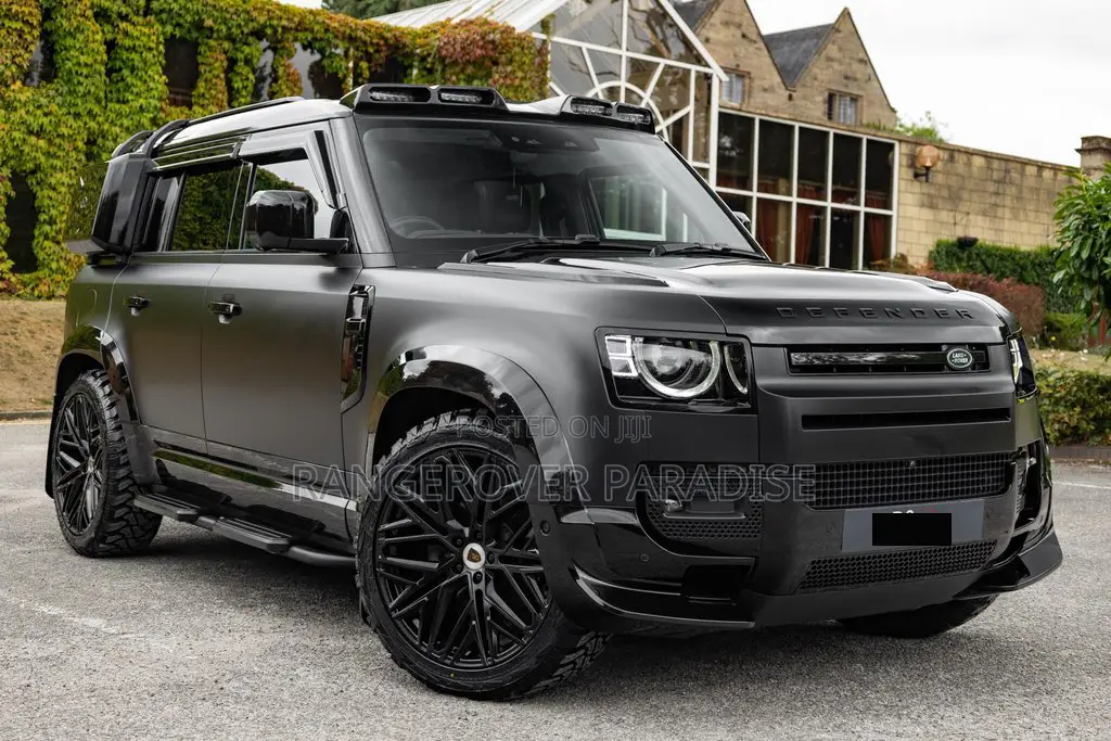 Land Rover Defender X-Dynamic SE 2023 Black