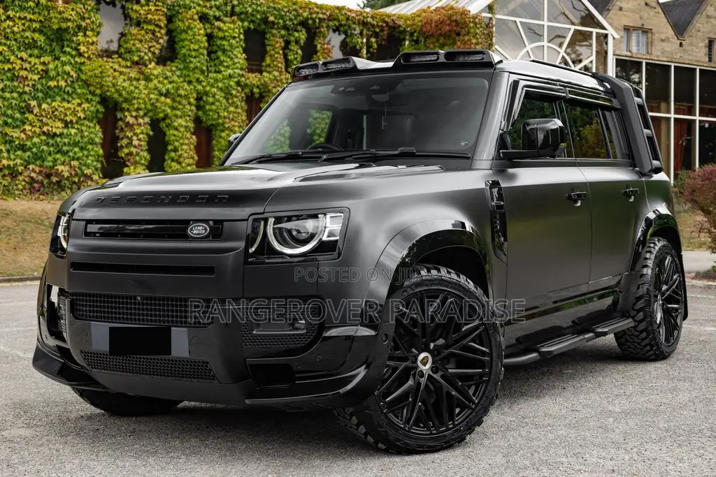 Land Rover Defender X-Dynamic SE 2023 Black