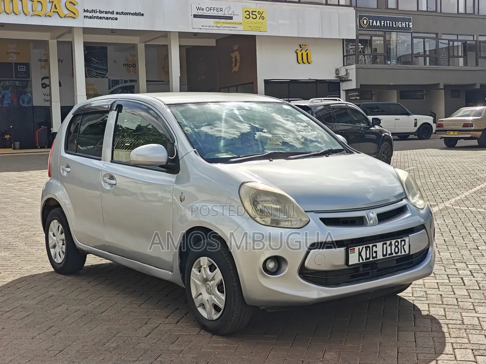 Toyota Passo 2015 Silver