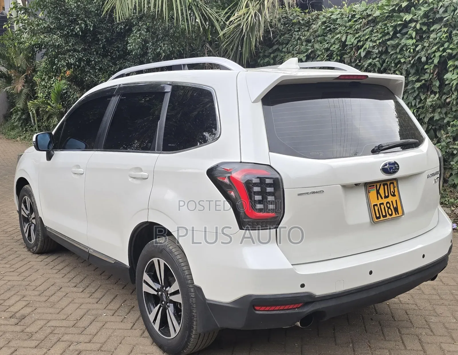 Subaru Forester 2018 White