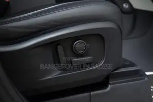 Land Rover Defender 2024 Gray