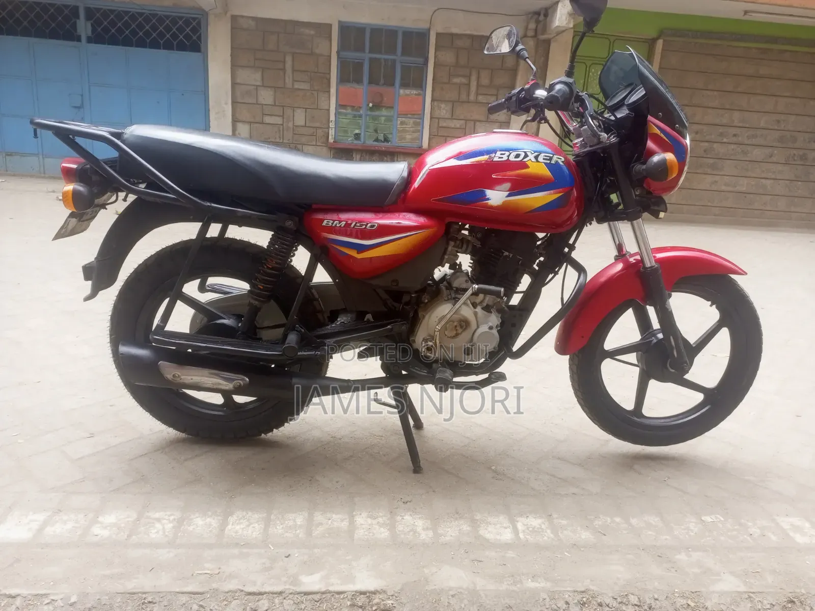 Bajaj Boxer UG 2021 Red
