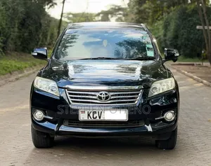 Toyota Vanguard 2012 Black