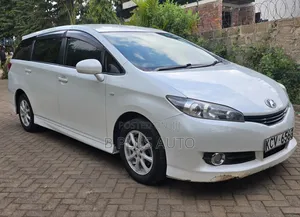 Toyota Wish 2012 White