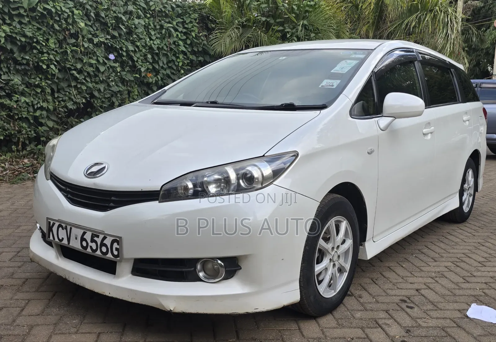 Toyota Wish 2012 White