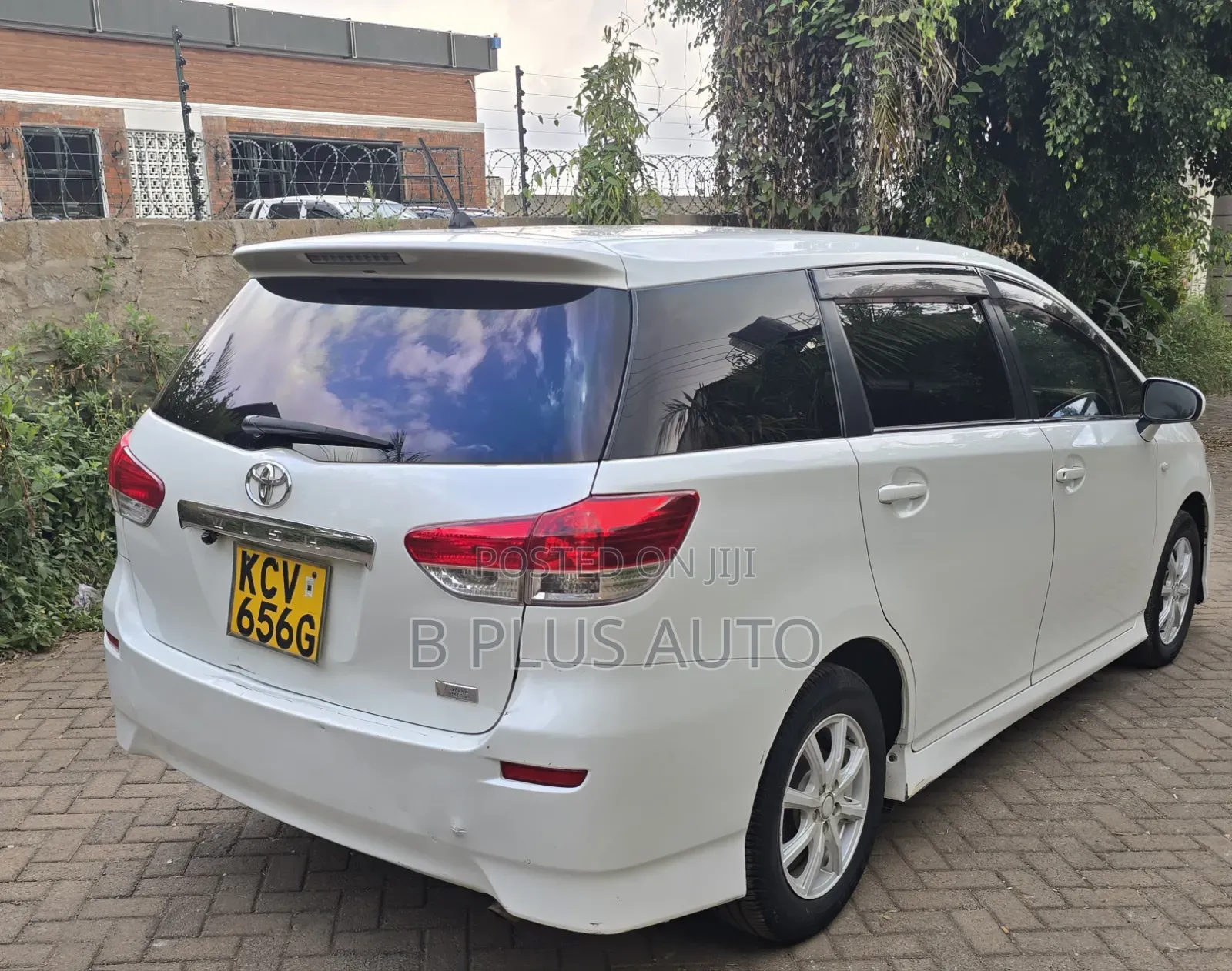 Toyota Wish 2012 White