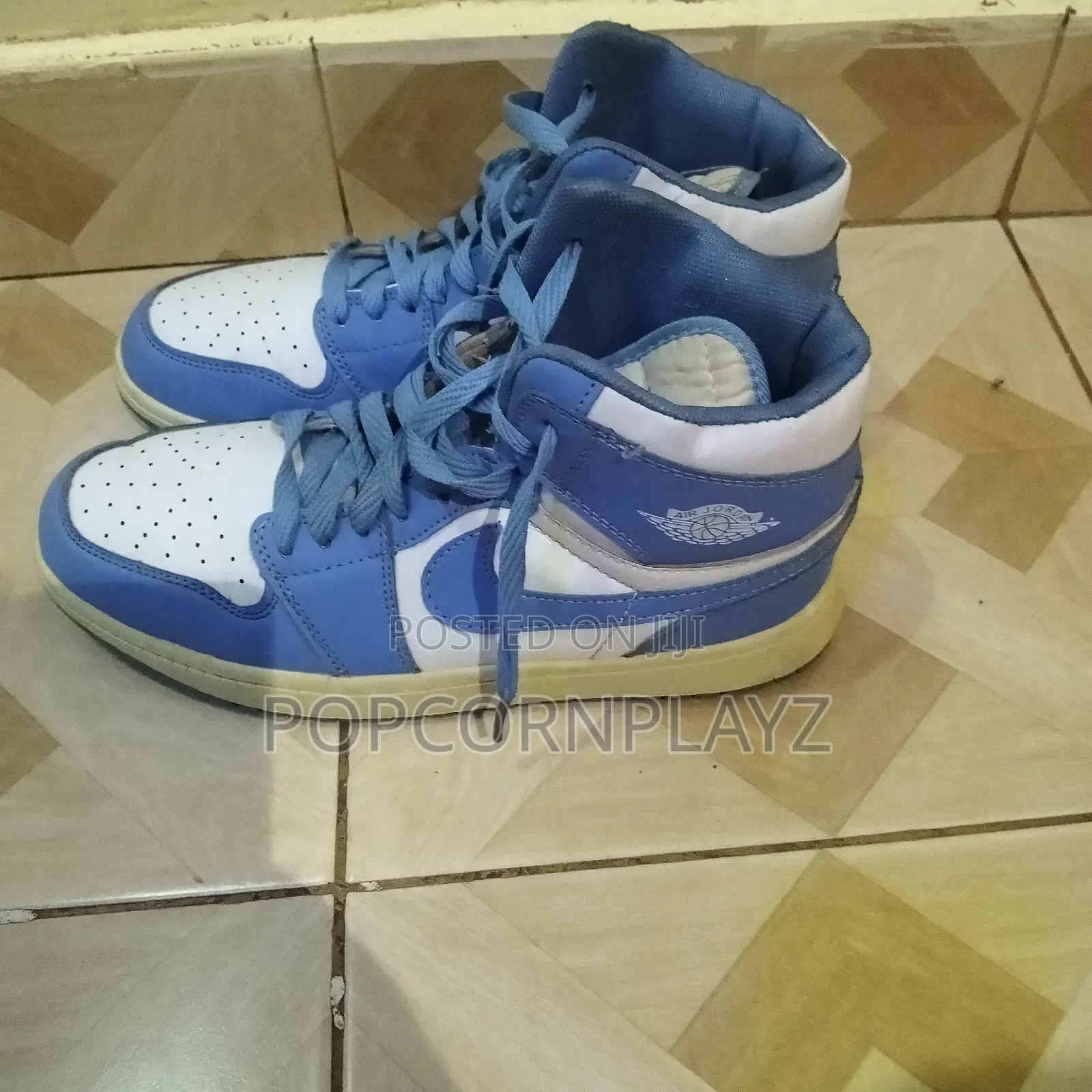 Nike Air Jordan 1 Retro High Og "University Blue" – Size [41]