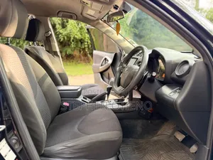 Toyota Vanguard 2012 Black