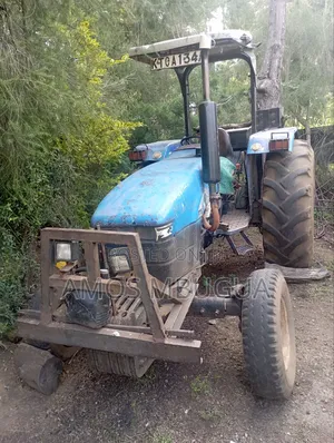 New Holland Tt75