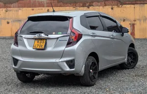 Honda Fit 2017 Silver