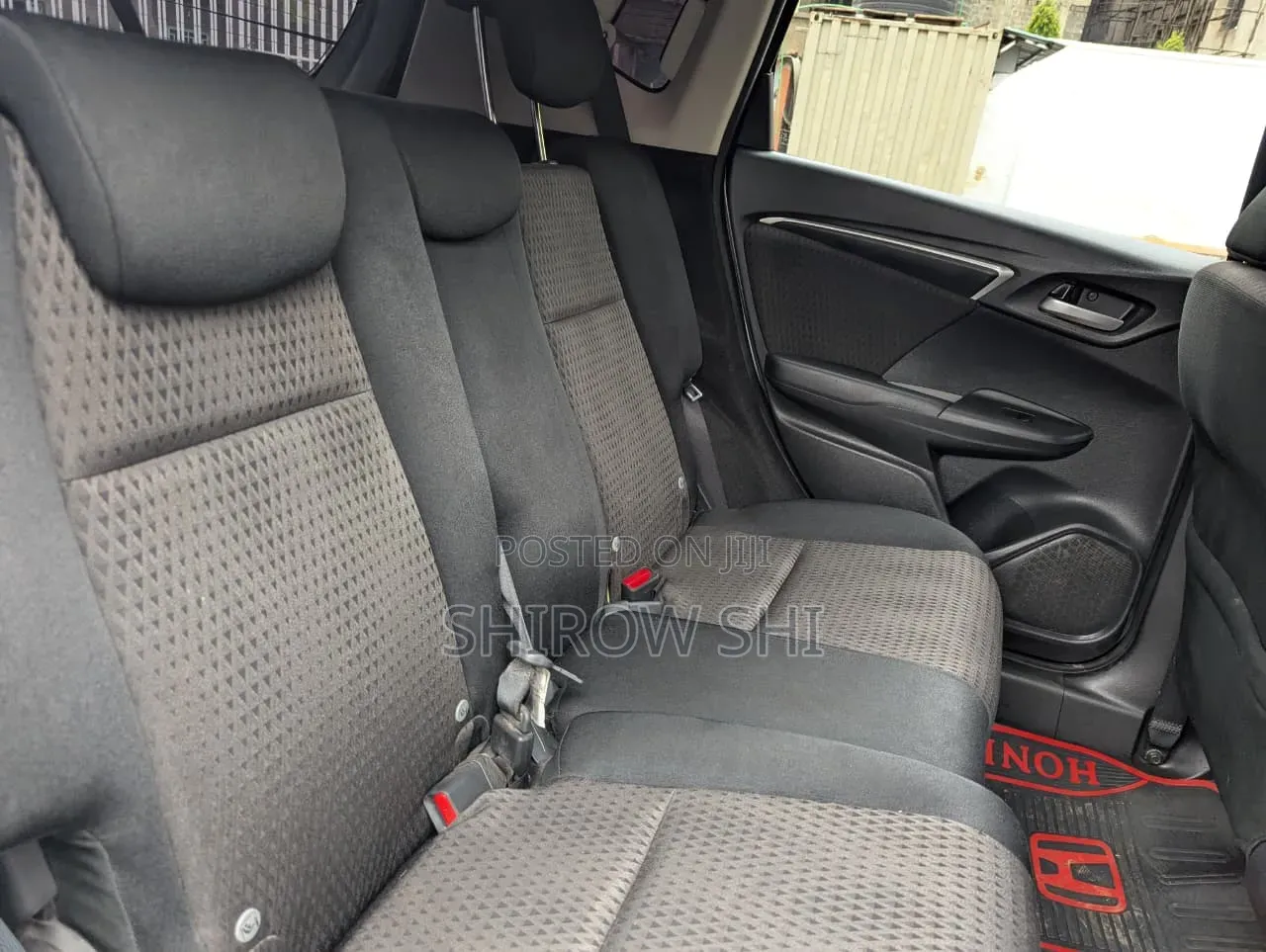 Honda Fit 2017 Silver