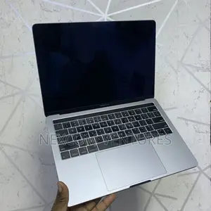 Laptop Apple MacBook Pro 16GB Intel Core i7 SSD 256GB