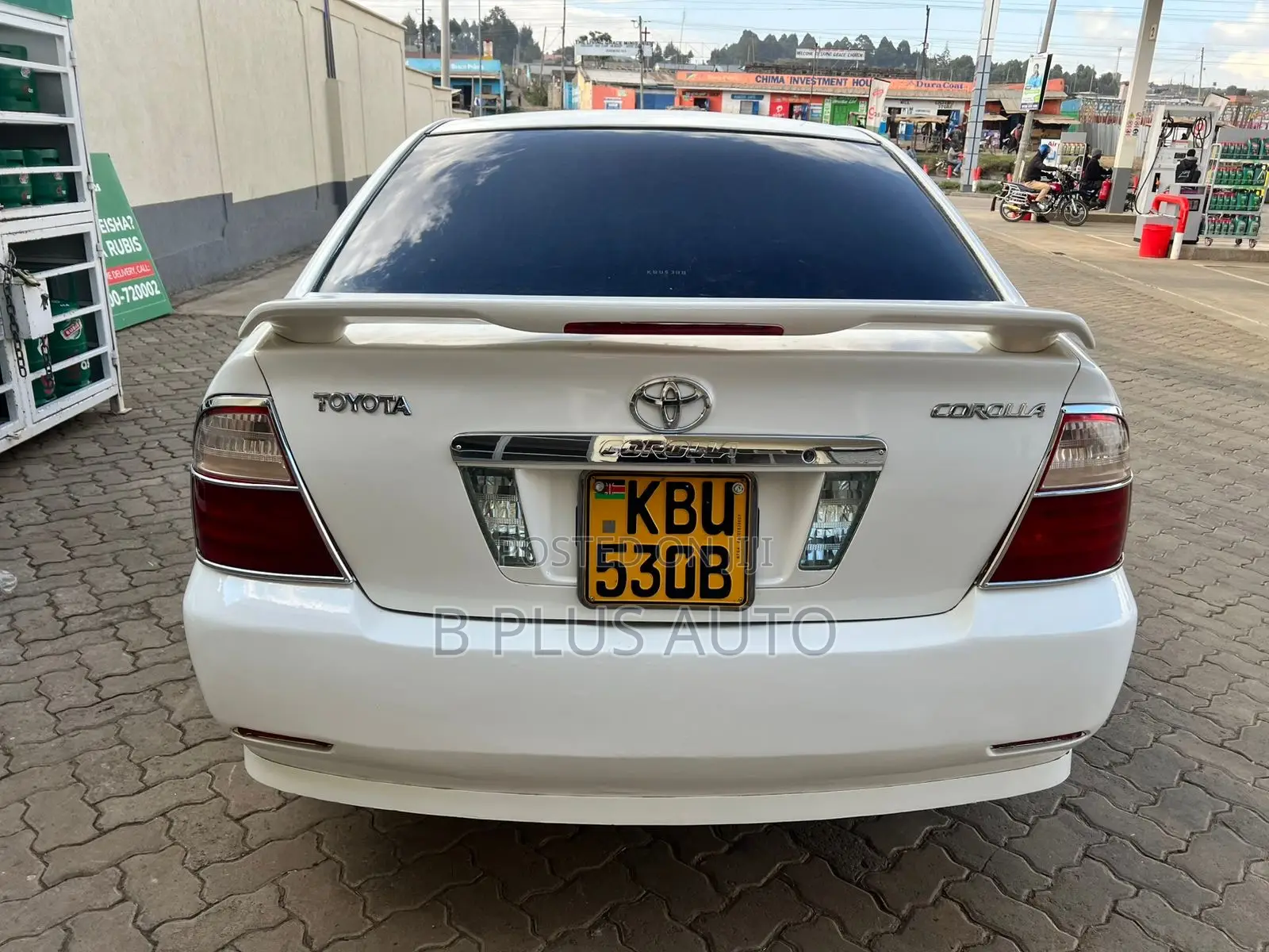 Toyota Corolla 2005 White