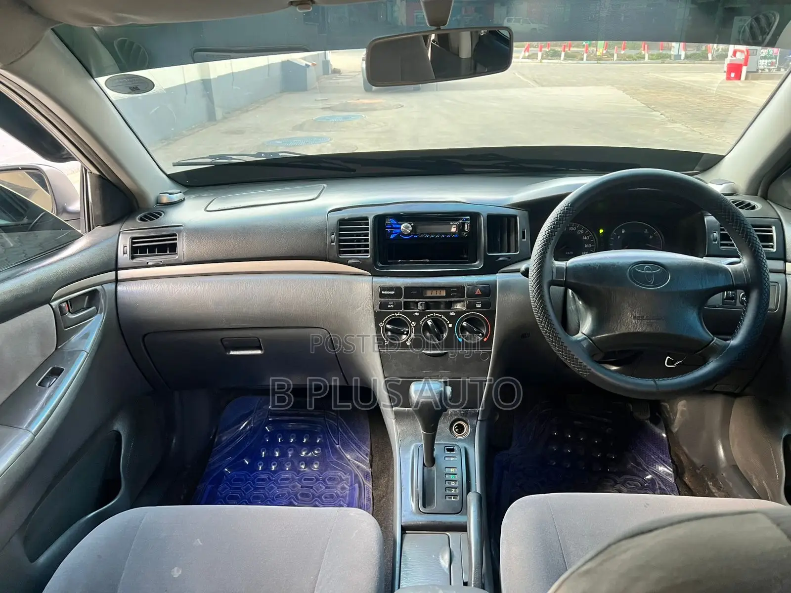 Toyota Corolla 2005 White