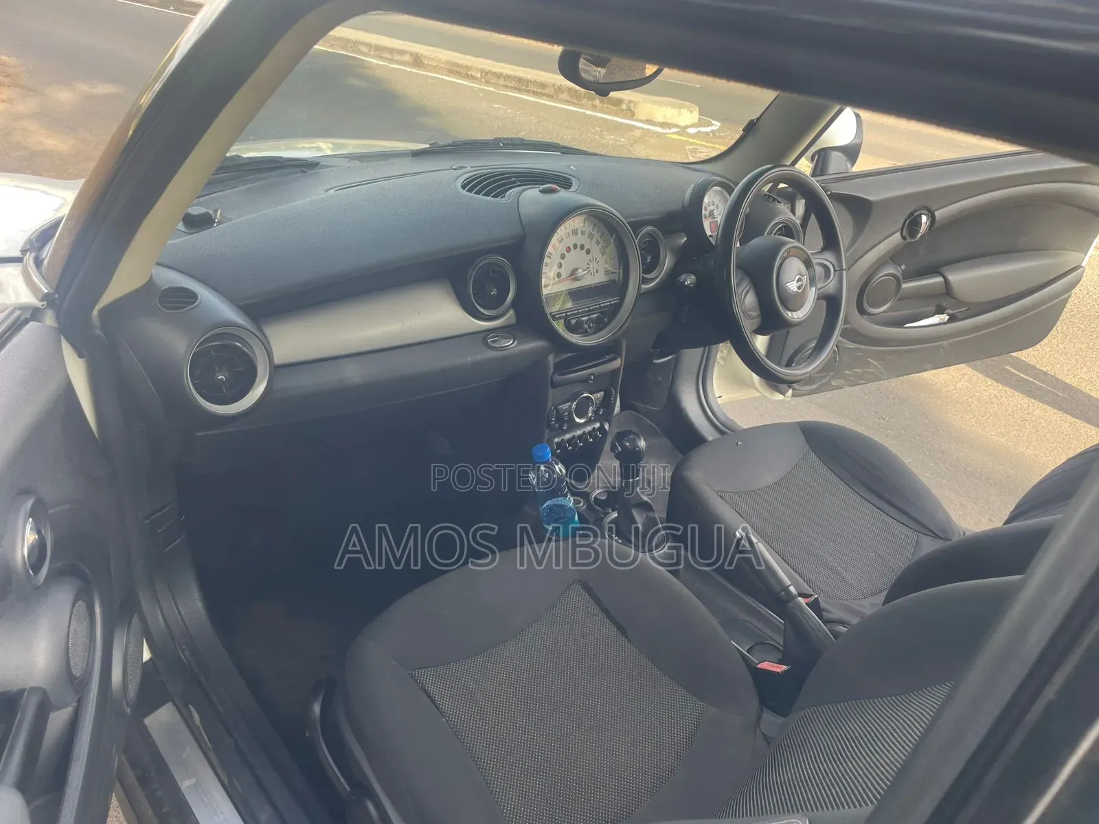 Mini Cooper 2012 White