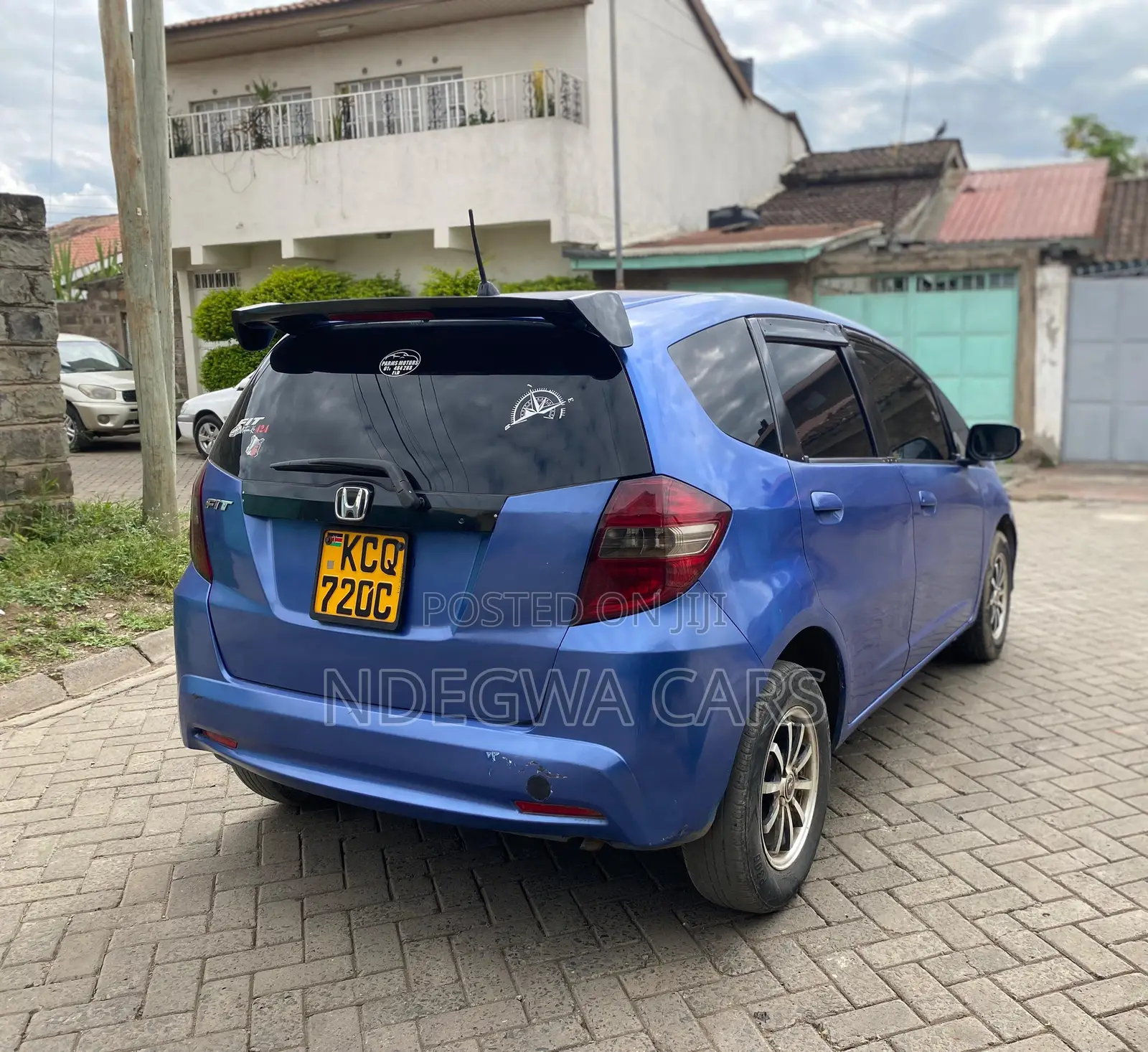 Honda Fit Automatic 2011 Blue