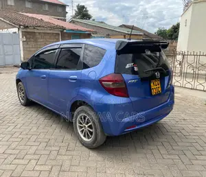 Honda Fit Automatic 2011 Blue