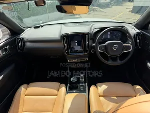 Volvo XC40 T4 Hybrid FWD 2020 White 