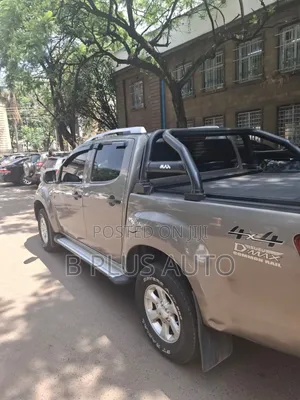 Isuzu D-MAX 2022 Gray