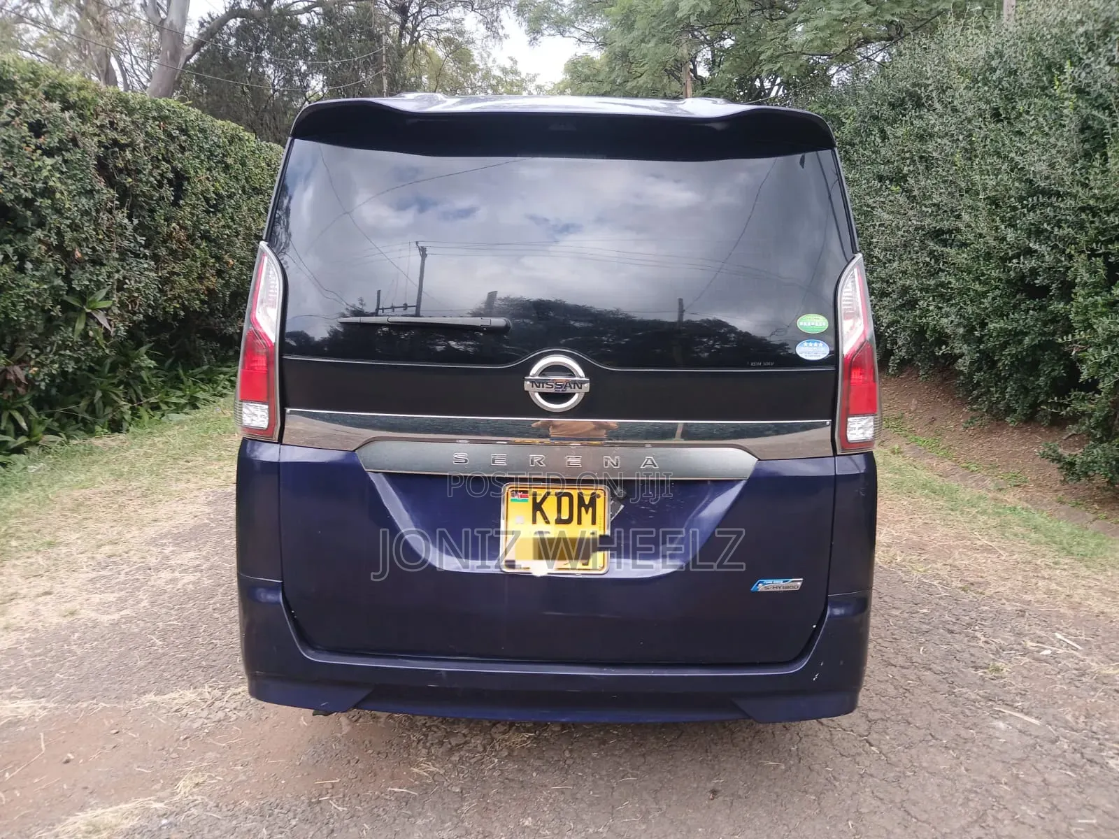 Nissan Serena 2017 Purple
