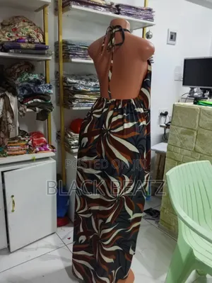Backless Dresses (Material: English Satin, Comfortable and Breathable)