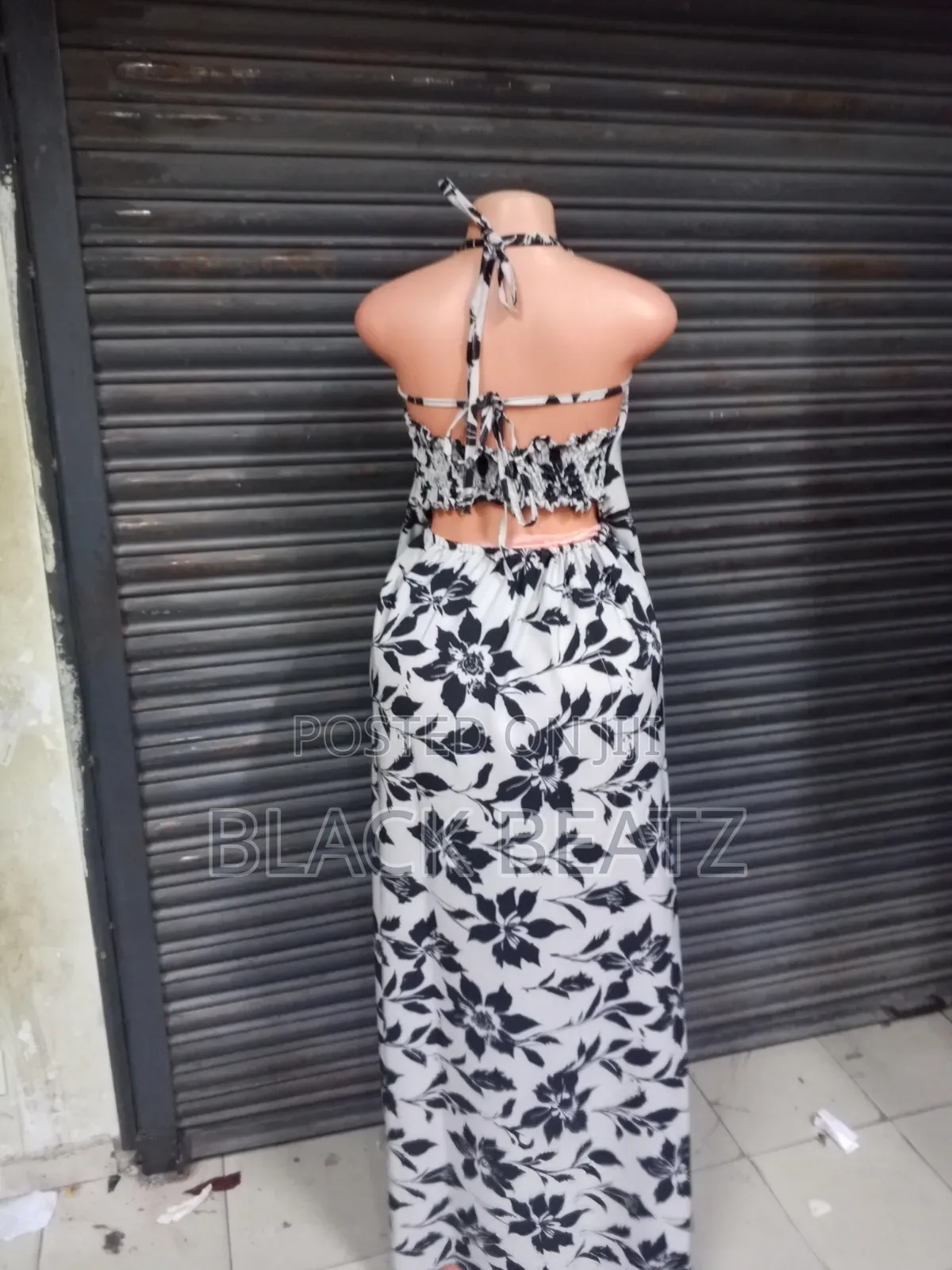 Backless Dresses (Material: English Satin, Comfortable and Breathable)
