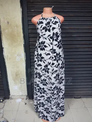 Backless Dresses (Material: English Satin, Comfortable and Breathable)
