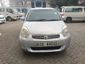 Toyota Passo 2014 Silver