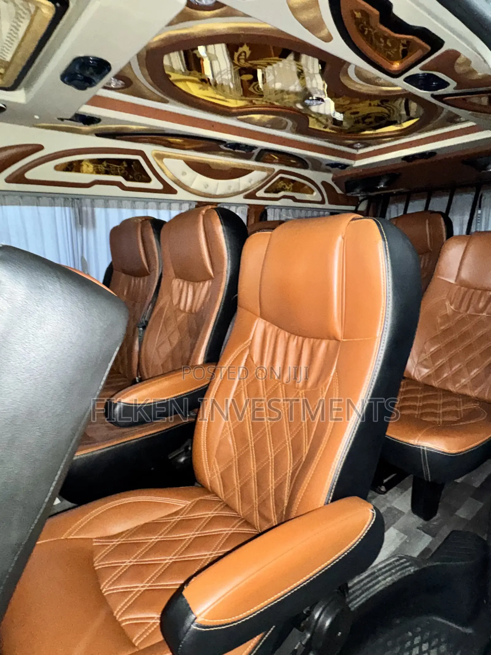 Toyota HiAce 2019 Silver