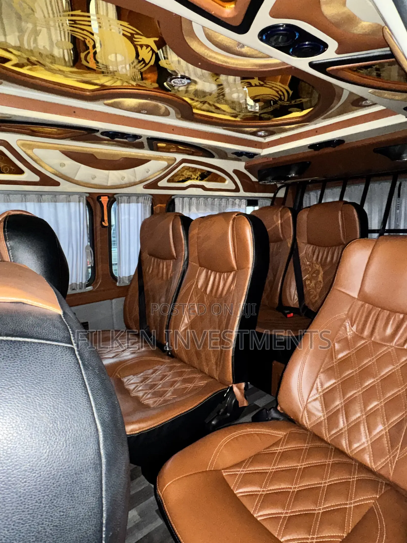 Toyota HiAce 2019 Silver