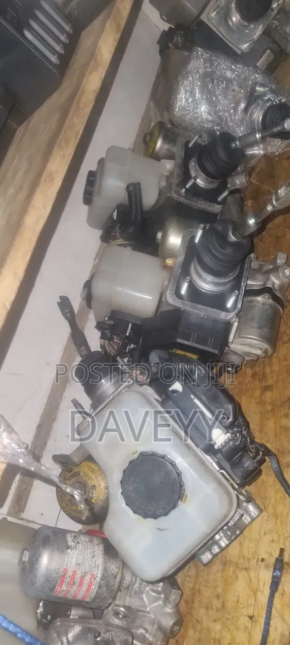 Complete Brake Booster for Toyota Prado