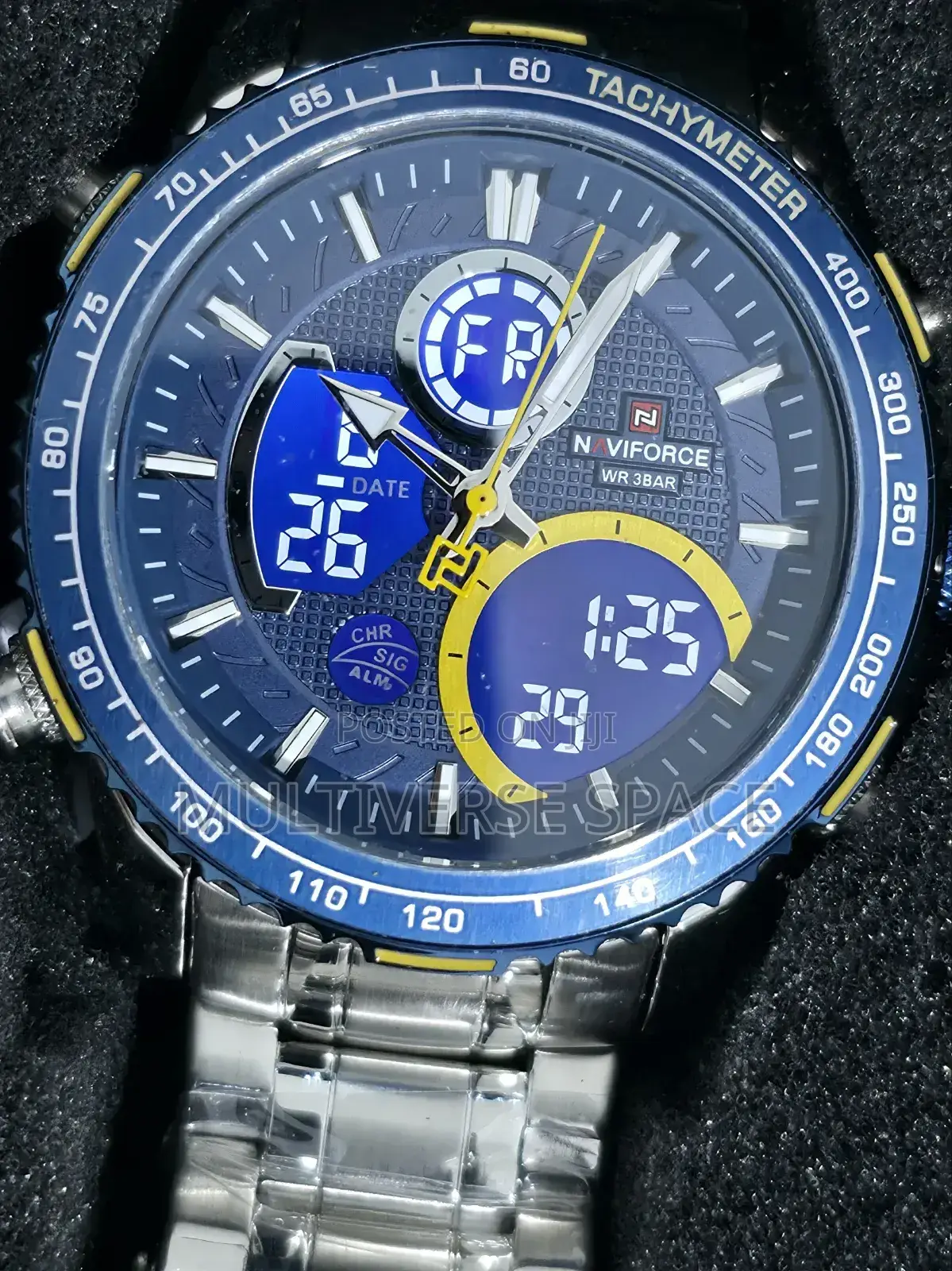 Naviforce Digital Men Silver Steel Analog Water Resistant Quartz Watch