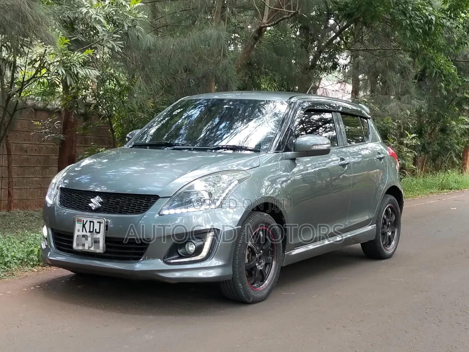 Suzuki Swift 2015 Gray