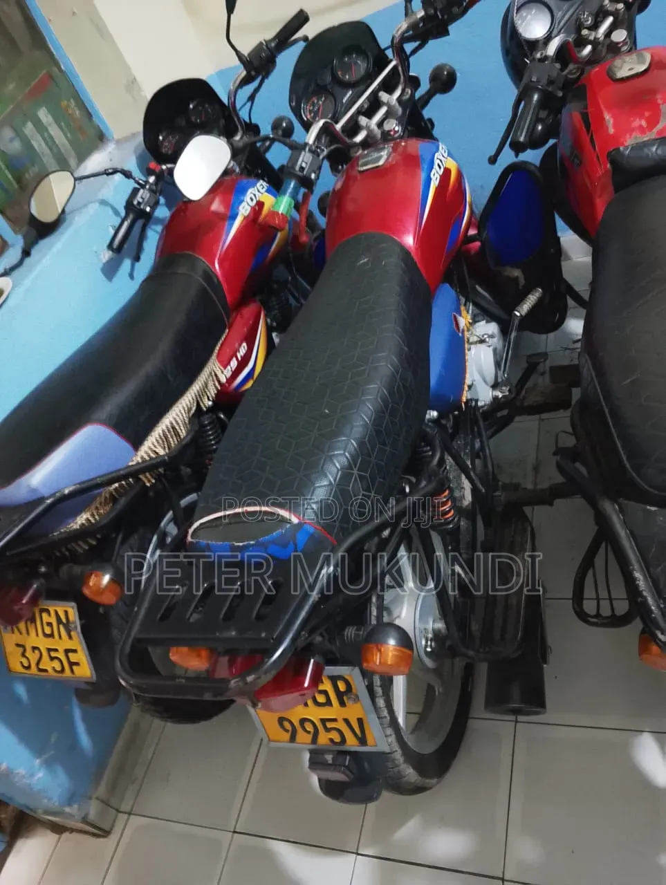 Bajaj Boxer 125 2026 Red
