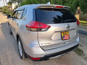 Nissan X-Trail 2018 Silver
