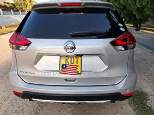 Nissan X-Trail 2018 Silver