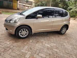 Honda Fit Automatic 2011 Beige