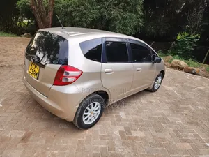 Honda Fit Automatic 2011 Beige