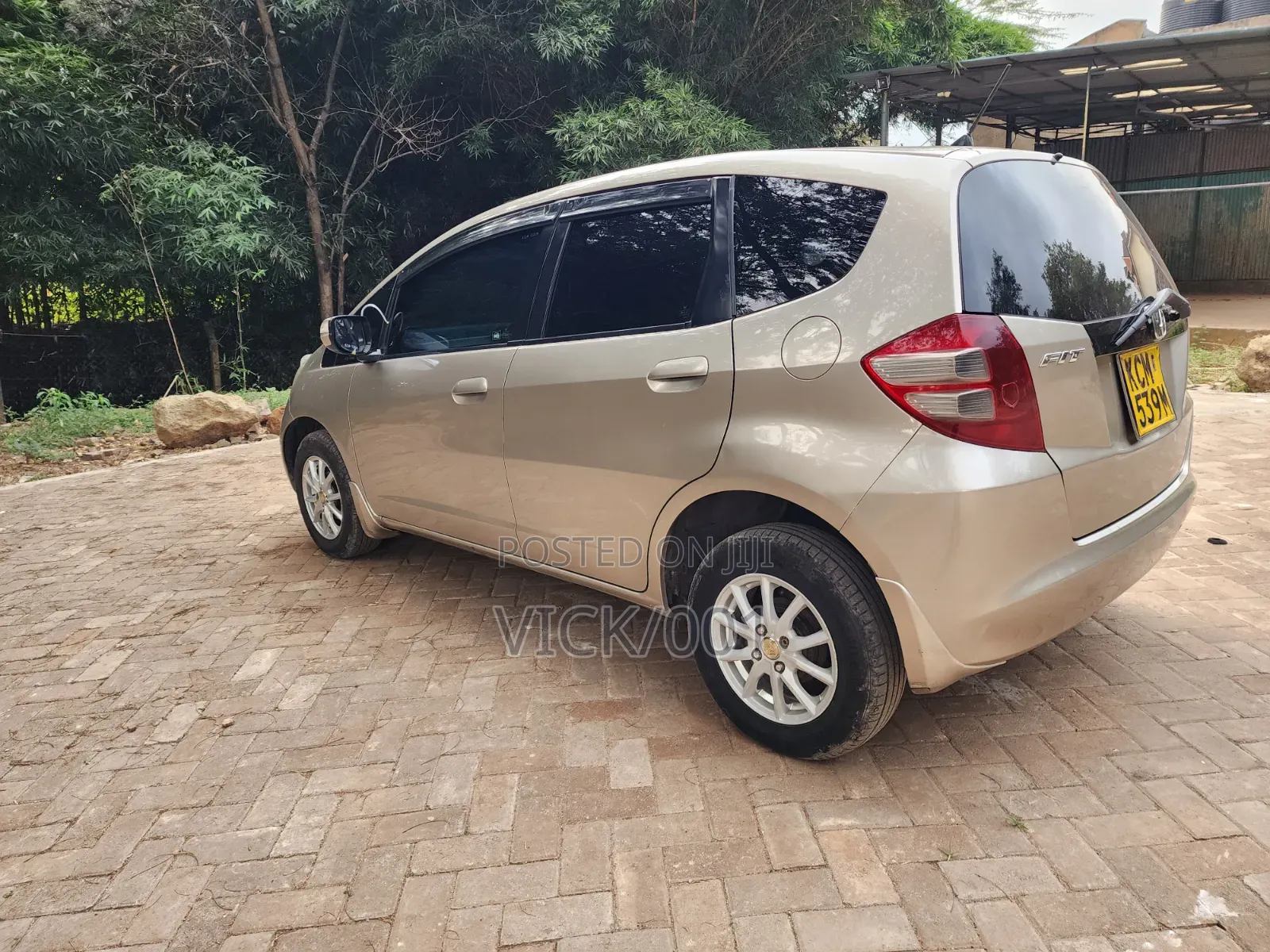 Honda Fit Automatic 2011 Beige