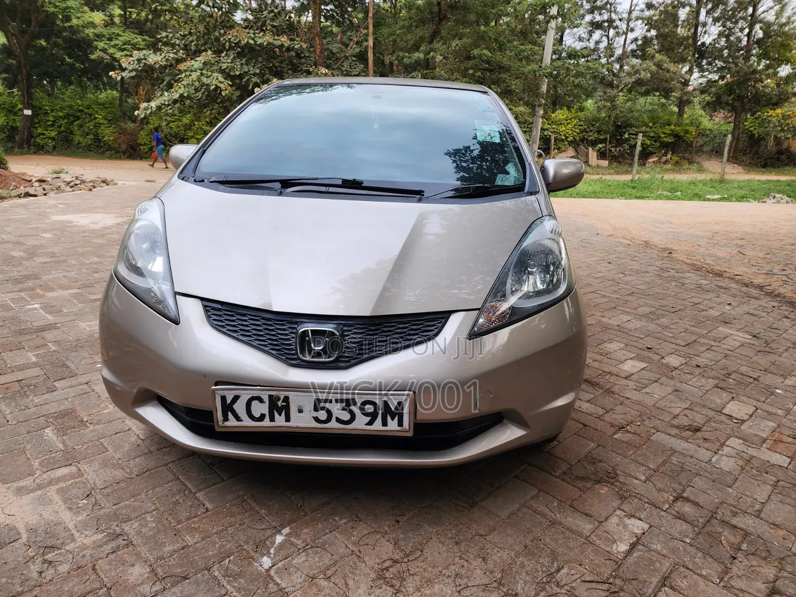 Honda Fit Automatic 2011 Beige