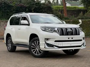 Toyota Land Cruiser Prado 2019 White