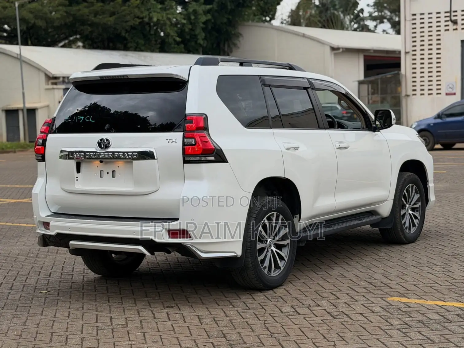 Toyota Land Cruiser Prado 2019 White