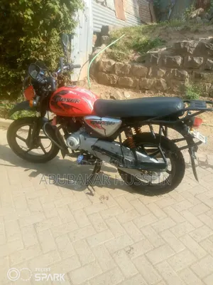 Bajaj Boxer 2024 Red