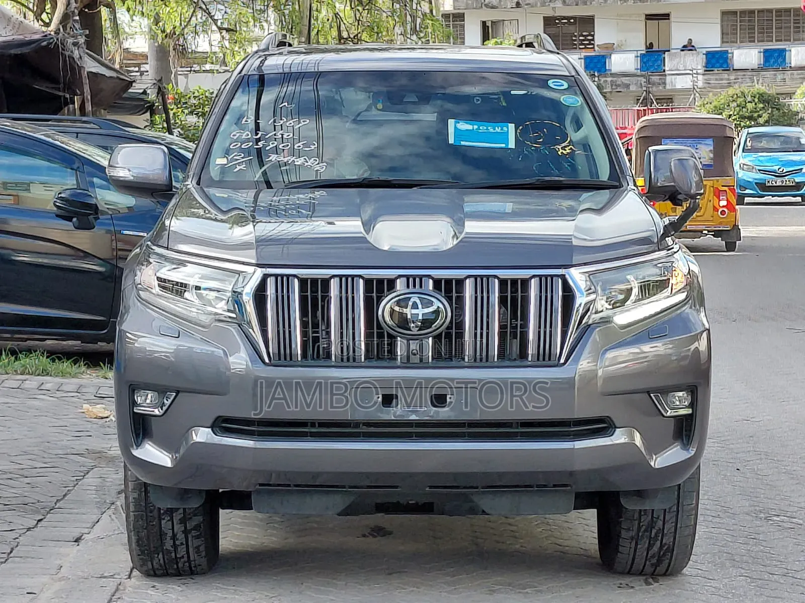 Toyota Land Cruiser Prado 2.8 2022 Gray
