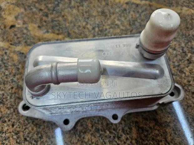 Oil Cooler / Engine Oil Heat Exchanger - thumbnail 2