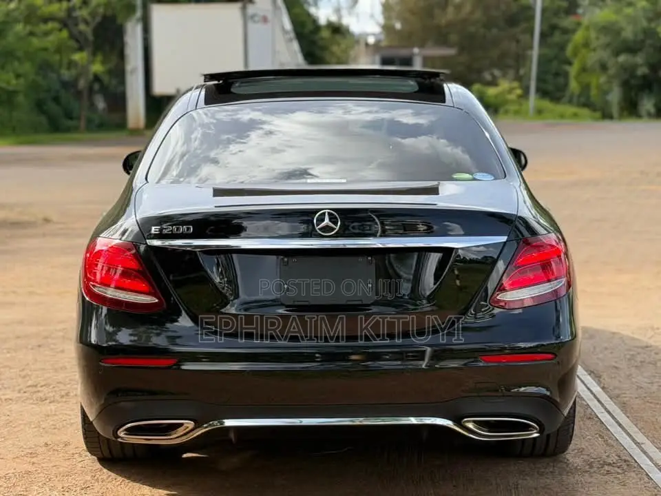 Mercedes-Benz E200 2019 Black