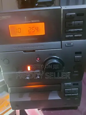 Ex Uk Sony CMT Cp11 Radio/Cd Player Mini Hifi