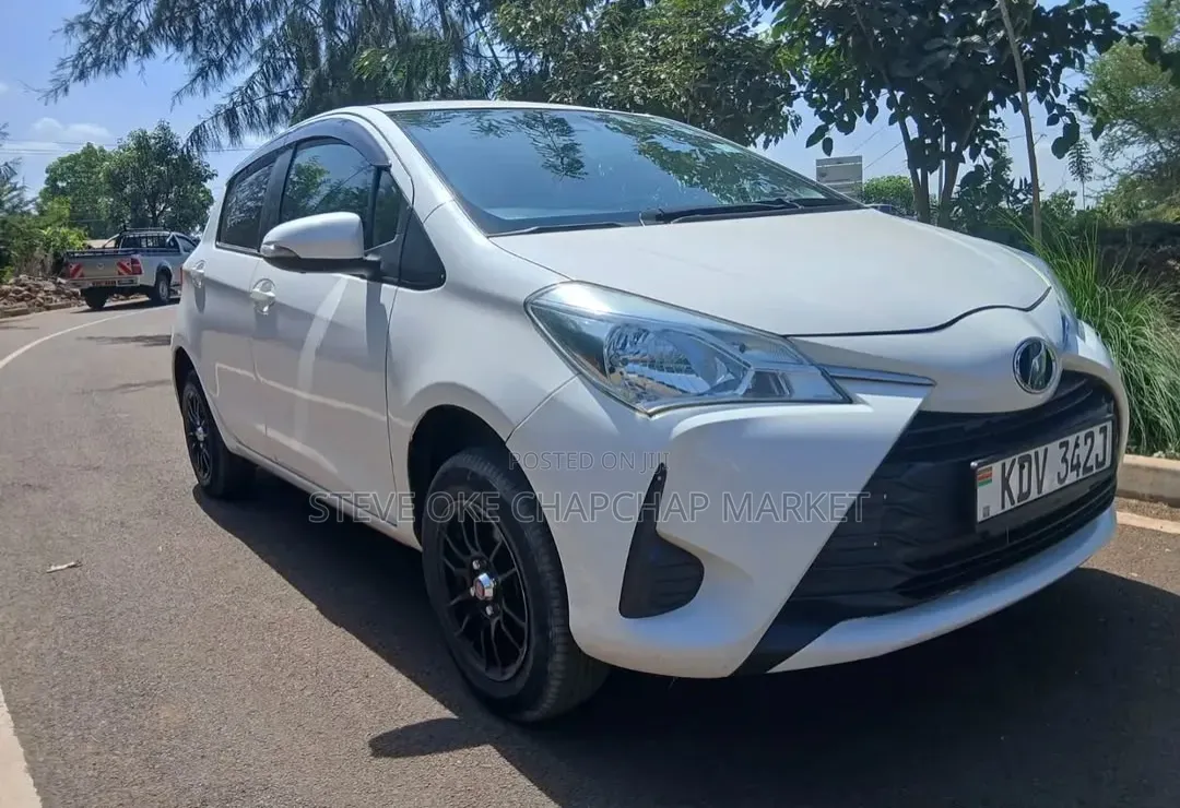 Toyota Vitz 2019 White