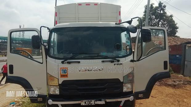 Isuzu Truck Frr90 2021 White for Sale