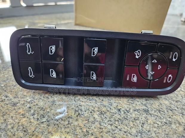 Porsche Panamera /Cayenne Window Switch - thumbnail 2